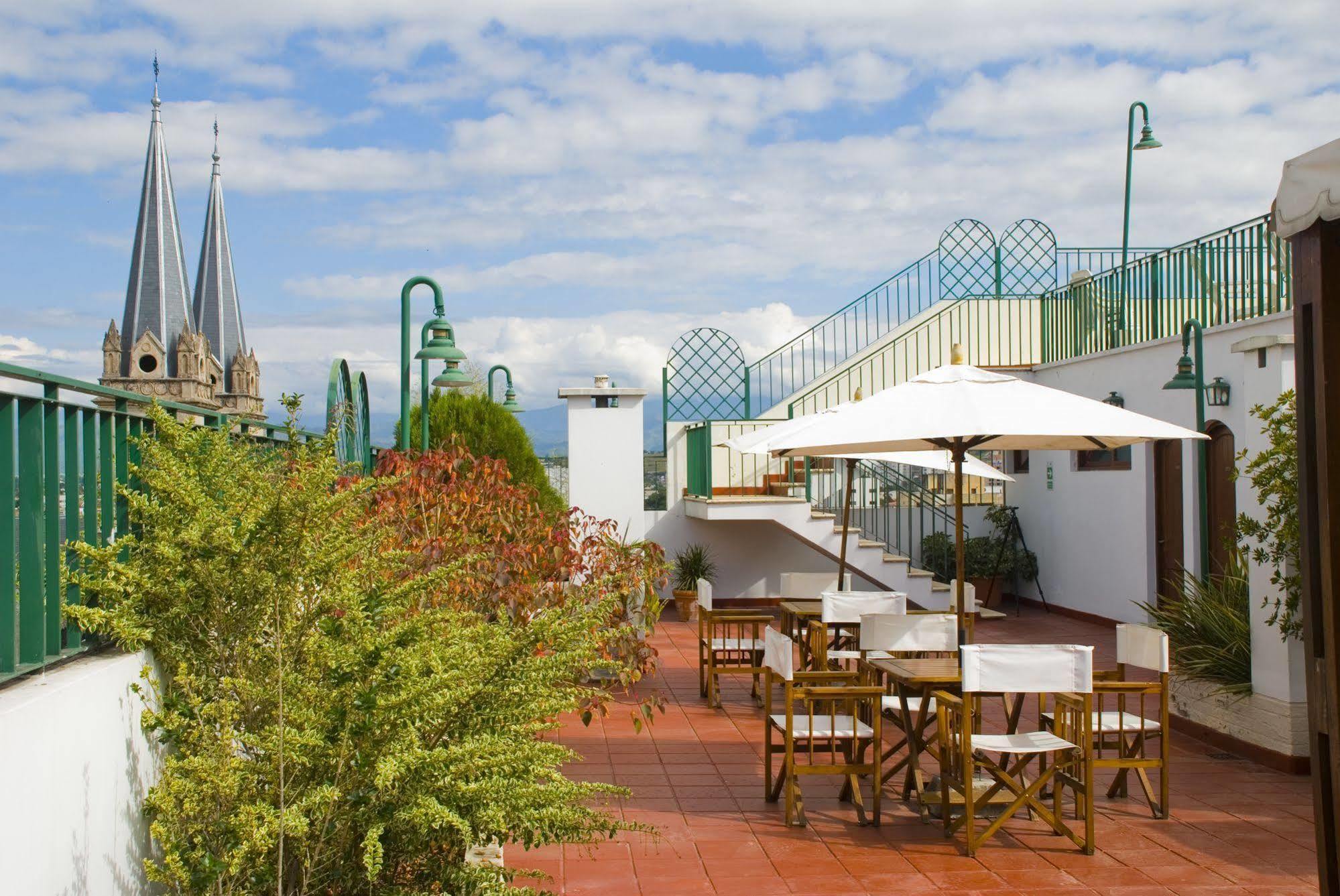 Provincial Plaza Hotel Salta Exteriör bild